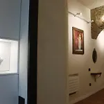 Odeon Neapolis - Historic In Theater 4*