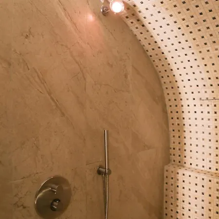 Odeon Neapolis Pensión Nápoles