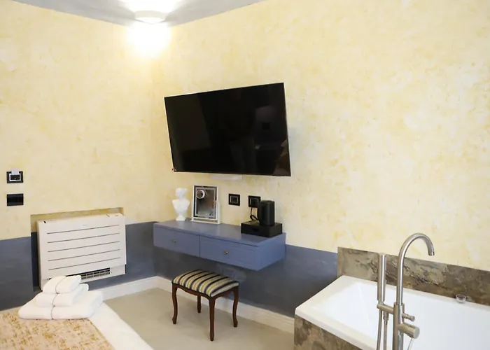 Odeon Neapolis Pensionat Neapel