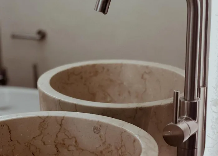 Pensionat Odeon Neapolis 3*